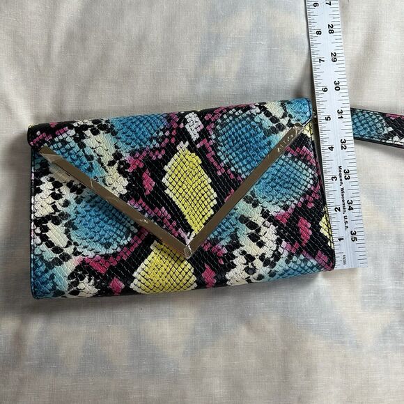 Aldo Wristlet Multicolor PUC Y2K Retro Style 90’s Faux Snakeskin Street style - Picture 9 of 10